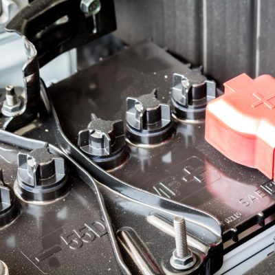 Bateria automotiva recarregável