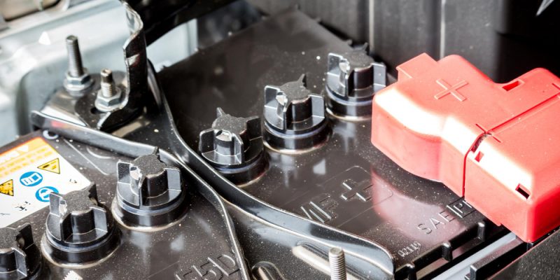 Bateria automotiva recarregável